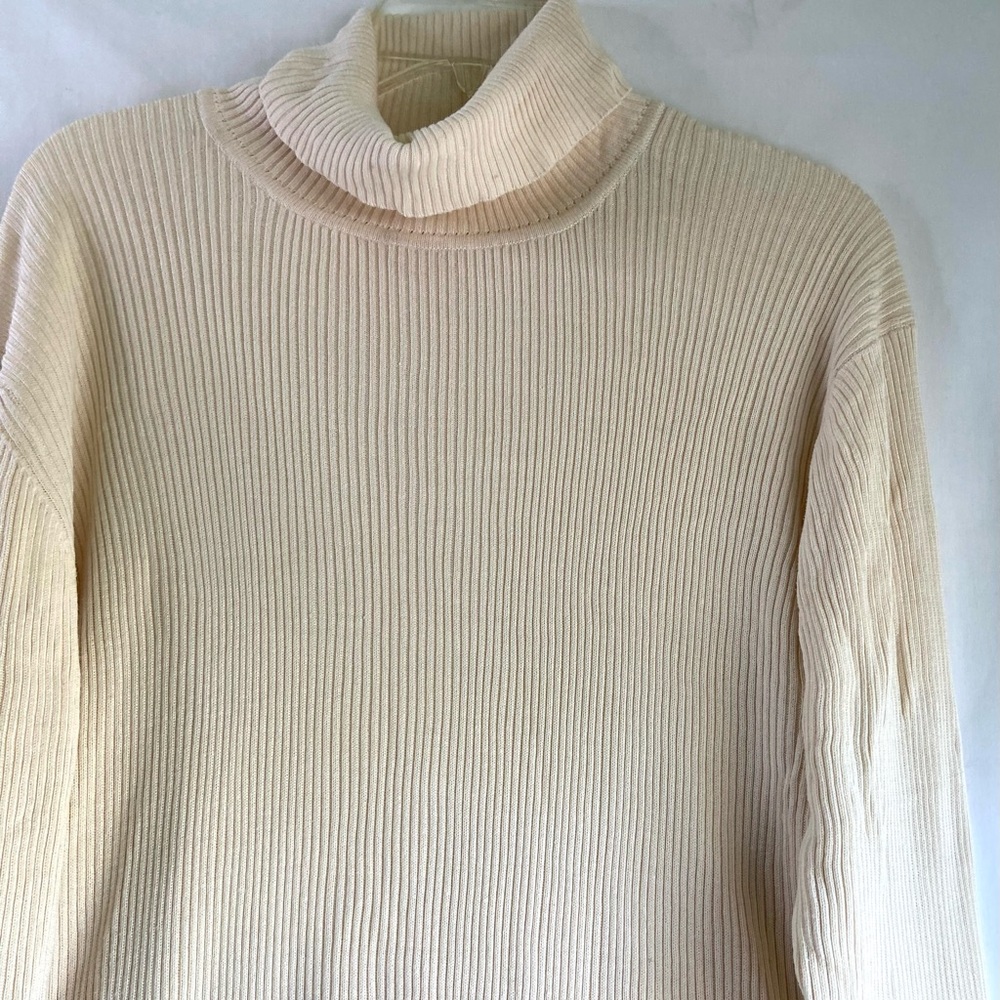 Brooks Brothers women’s cream 100% silk turtleneck SZ L - Picture 2 of 9